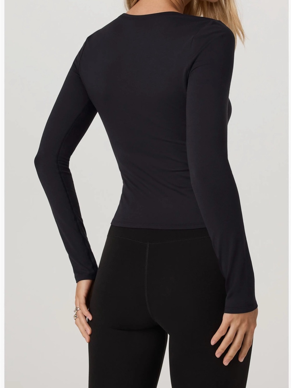 Vuori Halo Essential Scoop Long Sleeve Mocha Heather | DreamKnit™ | Women’s XL - Picture 5 of 9